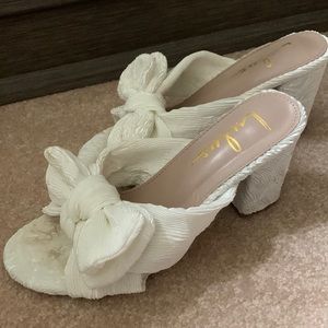Lulu’s Dorothea Bridal Shoes With Bow